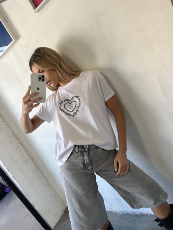 REMERA UNBREAKABLE